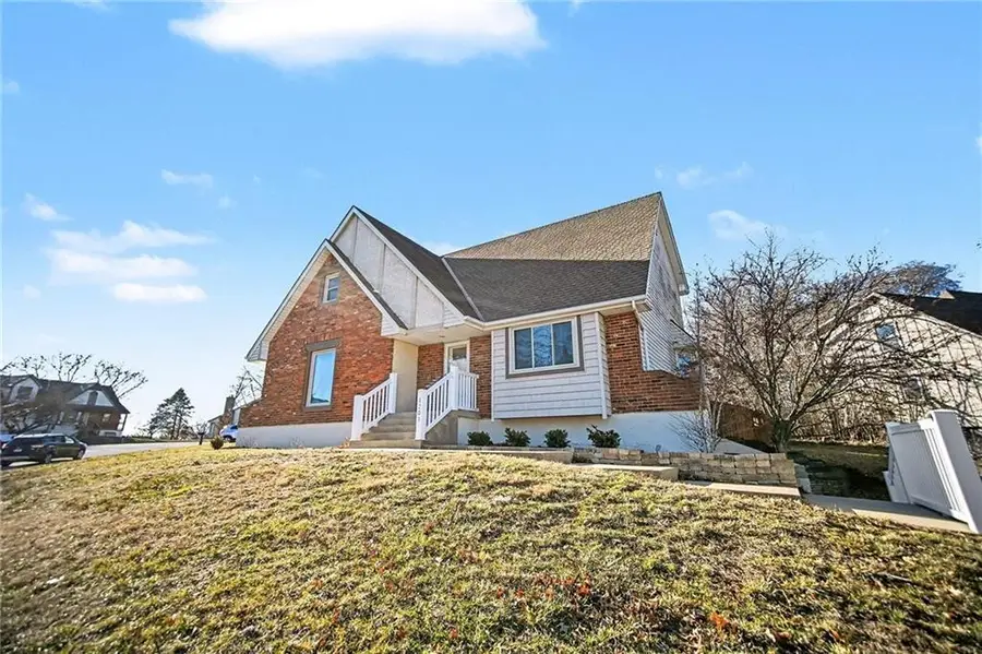 1201 NW Burr Oak Court, Blue Springs, MO 64015 - Image #2