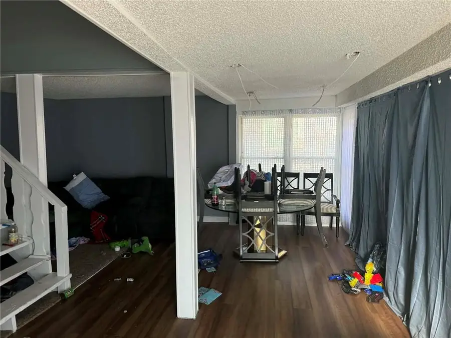 4930 Woodland Avenue, Kansas City, MO 64110 - #2