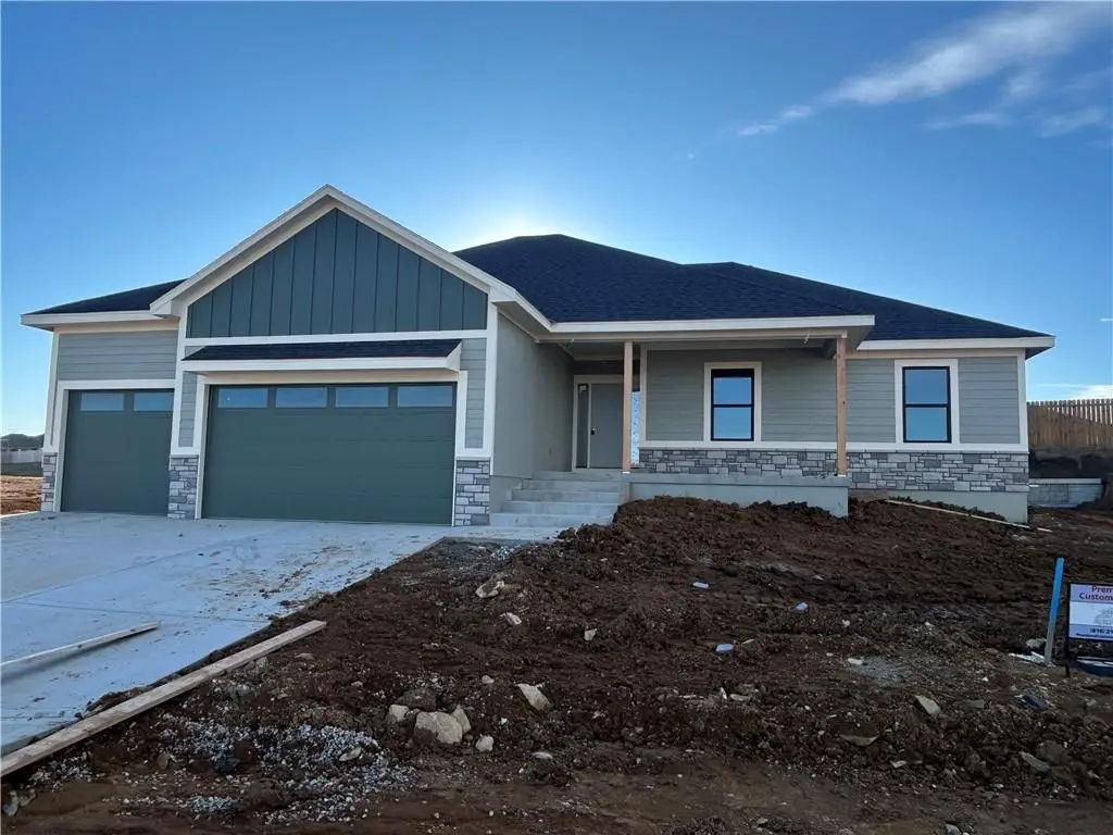 7905 Hoot Owl Street, Blue Springs, MO 64014 - Image #1