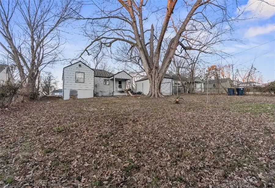 7622 Sni -a- Bar Road, Kansas City, MO 64129 - Image #3