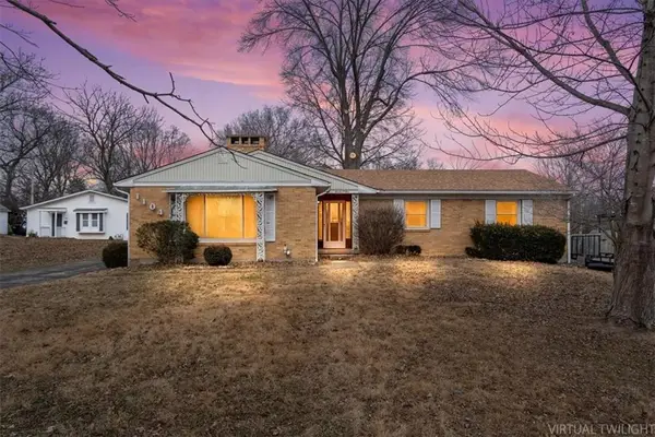 1104 W 27th Street S, Independence, MO 64052