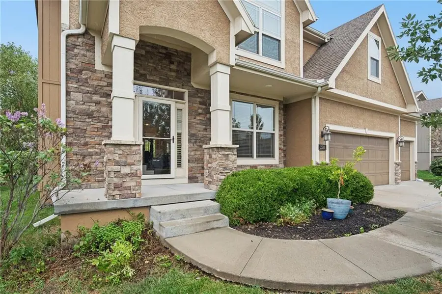 2210 NE 111th Street, Kansas City, MO 64155 - Image #3