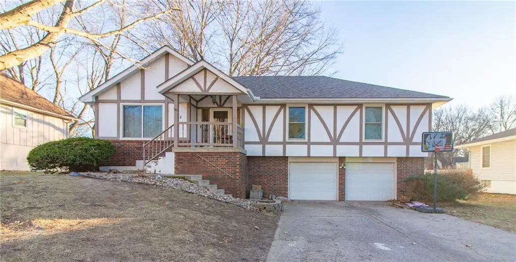 212 SE Mount Vernon Drive, Blue Springs, MO 64014 - Image #1