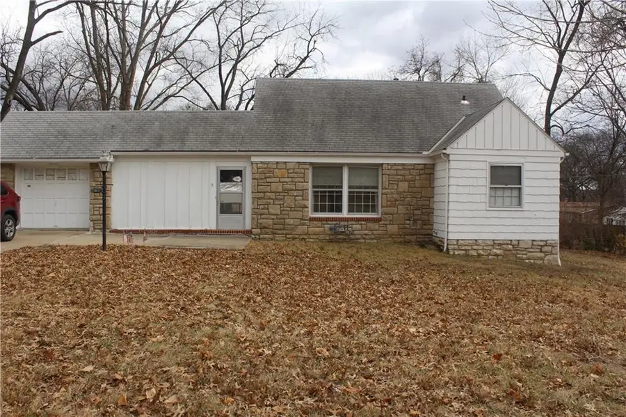 10831 Holmes Road, Kansas City, MO 64131 - Image #2
