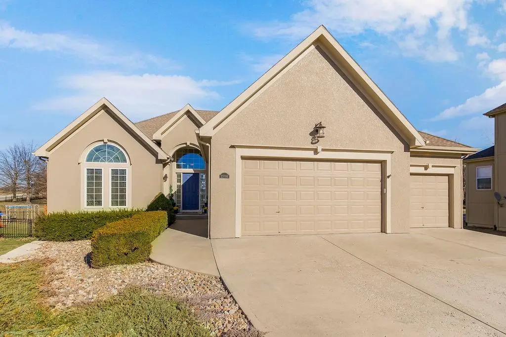 1904 NE 104th Terrace, Kansas City, MO 64155 - Image #1