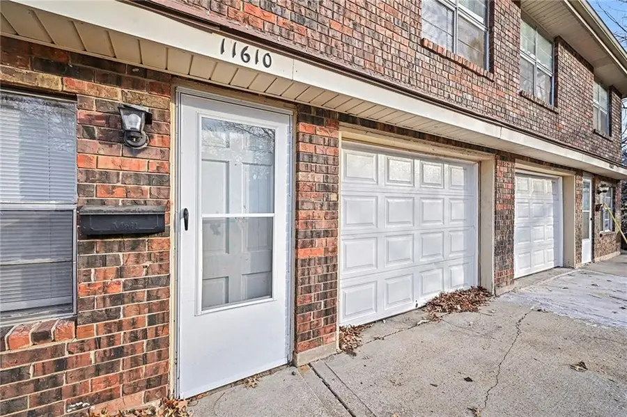 11610-11612 Ivanhoe Court, Independence, MO 64052 - Image #2