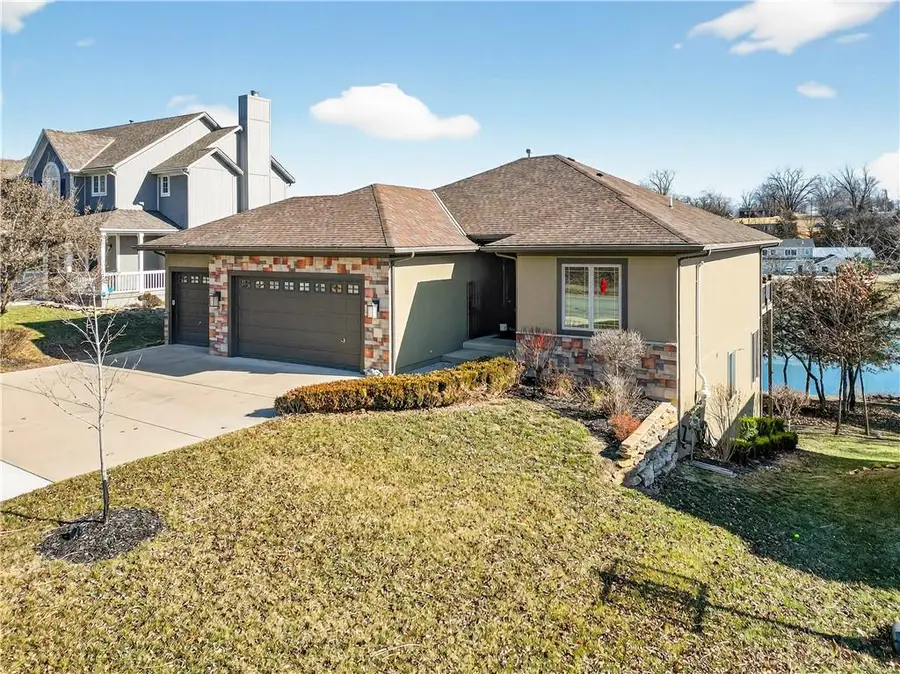 8315 Primrose Street, De Soto, KS 66018 - Image #2