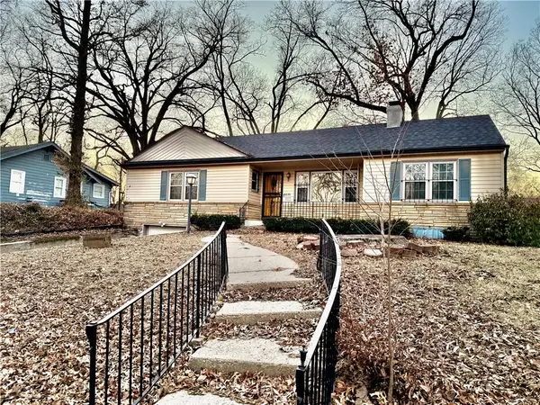 6636 Agnes Avenue, Kansas City, MO 64132
