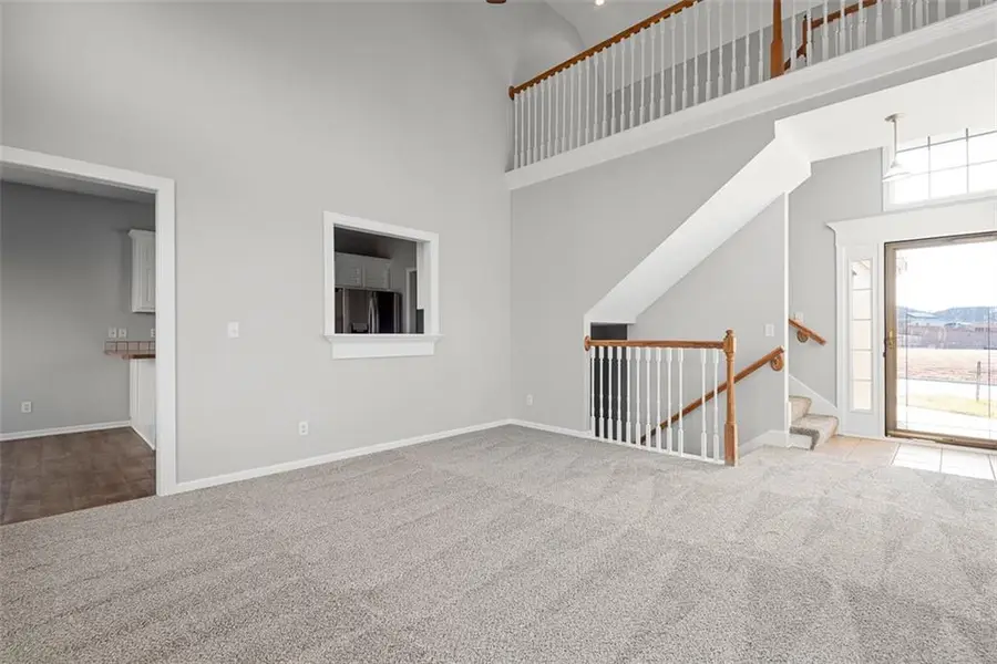 807 Redbud Drive, Paola, KS 66071 - Image #3