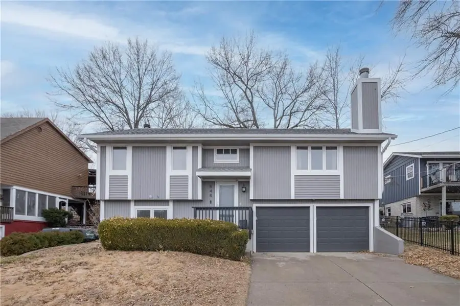 848 NW South Shore Drive, Lake Waukomis, MO 64151 - Image #2