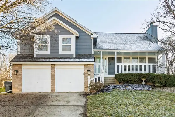 15671 W 140th Terrace, Olathe, KS 66062