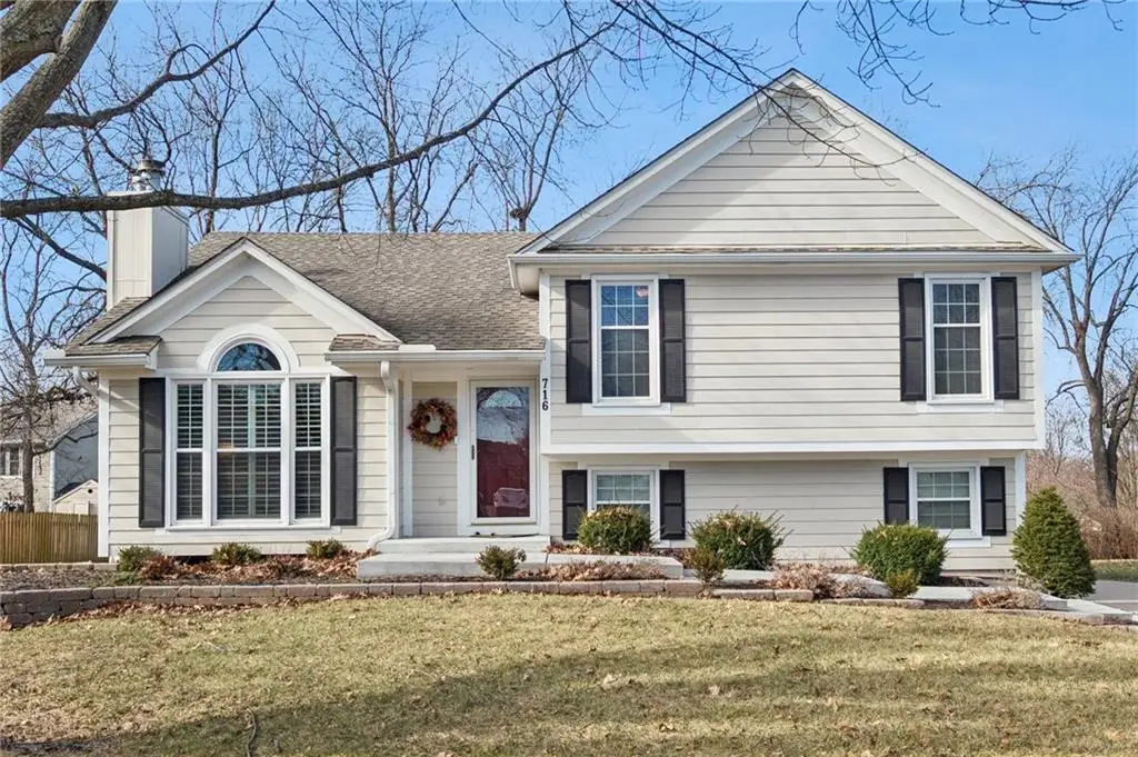 716 Adams Drive, Lees Summit, MO 64086 - Image #1