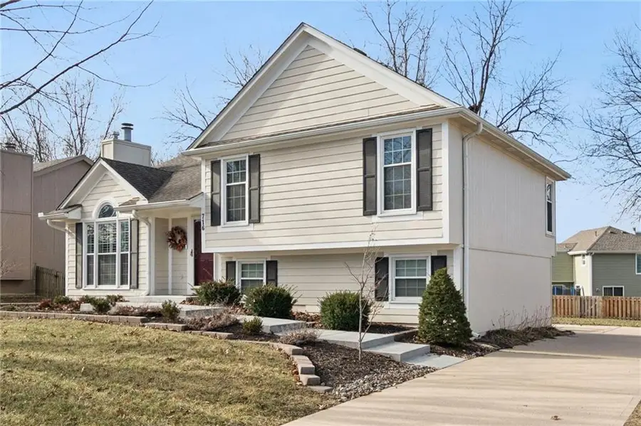 716 Adams Drive, Lees Summit, MO 64086 - Image #2
