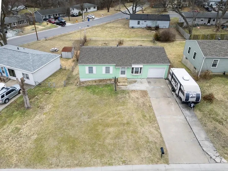 8415 Tauromee Avenue, Kansas City, KS 66112 - Image #2