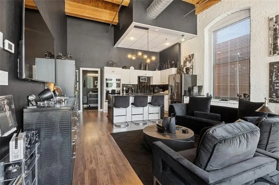 609 Central Street #1108, Kansas City, MO 64105 - Image #2