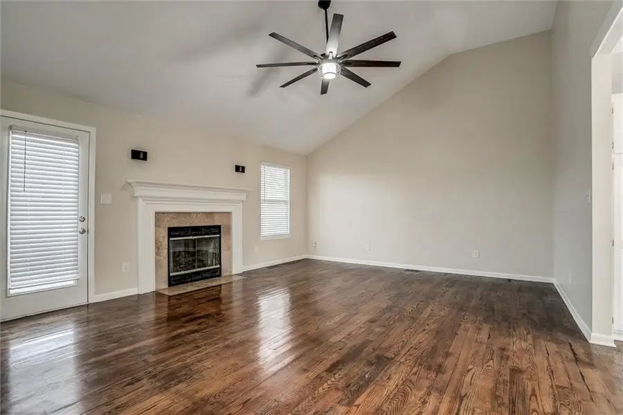 1816 SE 7th Street, Lees Summit, MO 64063 - Image #2