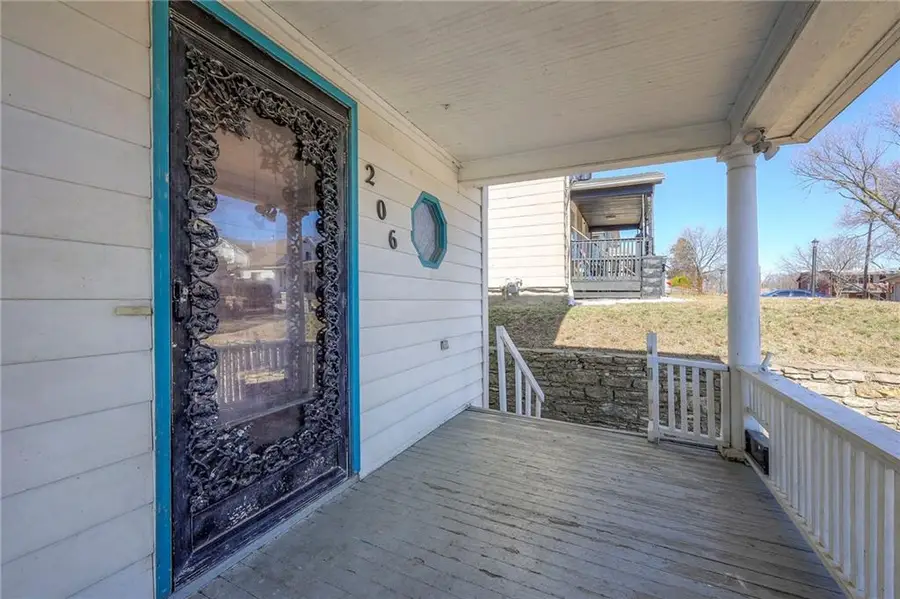 206 N 21st Street, Kansas City, KS 66102 - #3