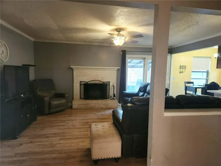 1000 Canterbury Road, Blue Springs, MO 64019 - Image #2