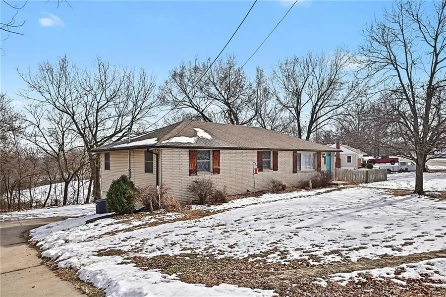 5103 NW High Drive Terrace, Riverside, MO 64150 - Image #3
