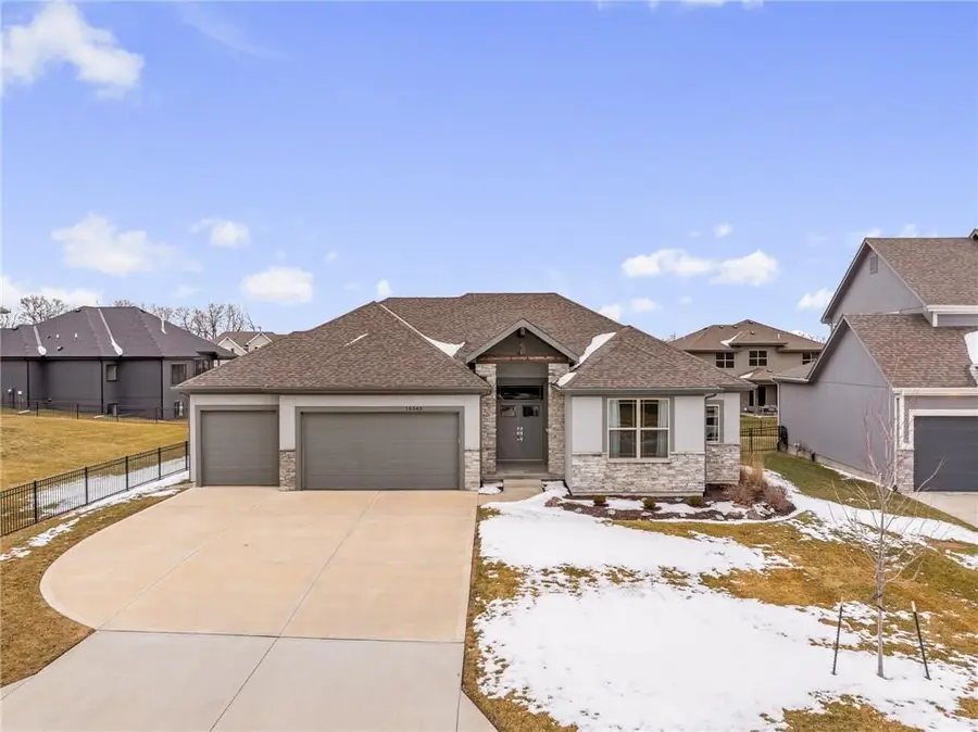 16543 S Legler Street, Olathe, KS 66062 - #2