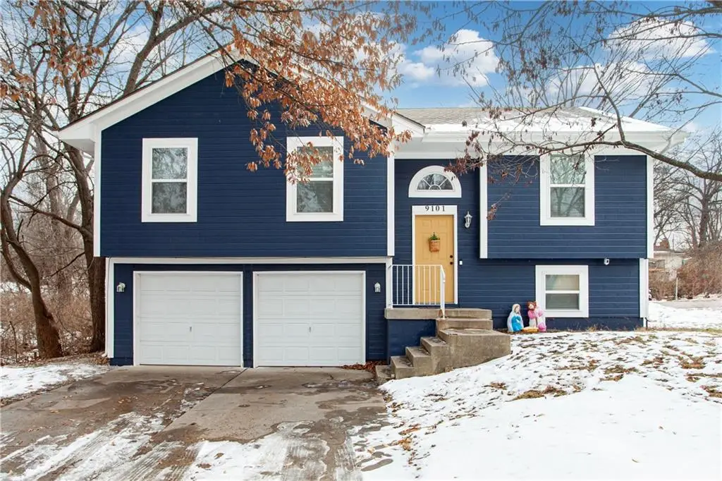 9101 E 55th Street, Raytown, MO 64133 - #1