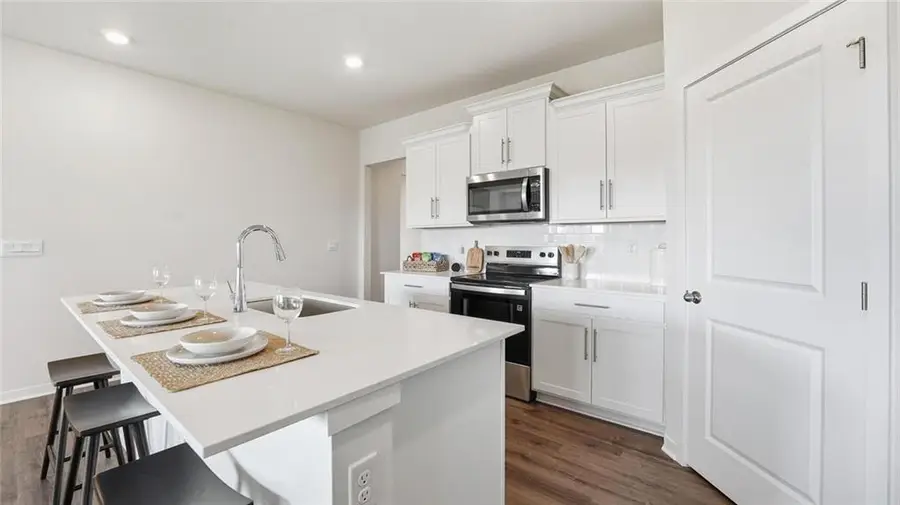 19601 W 201st Street, Spring Hill, KS 66083 - Image #3