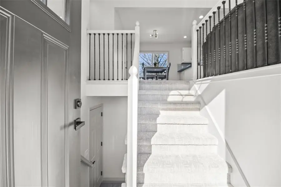 209 NE Chateau Drive, Blue Springs, MO 64014 - Image #3