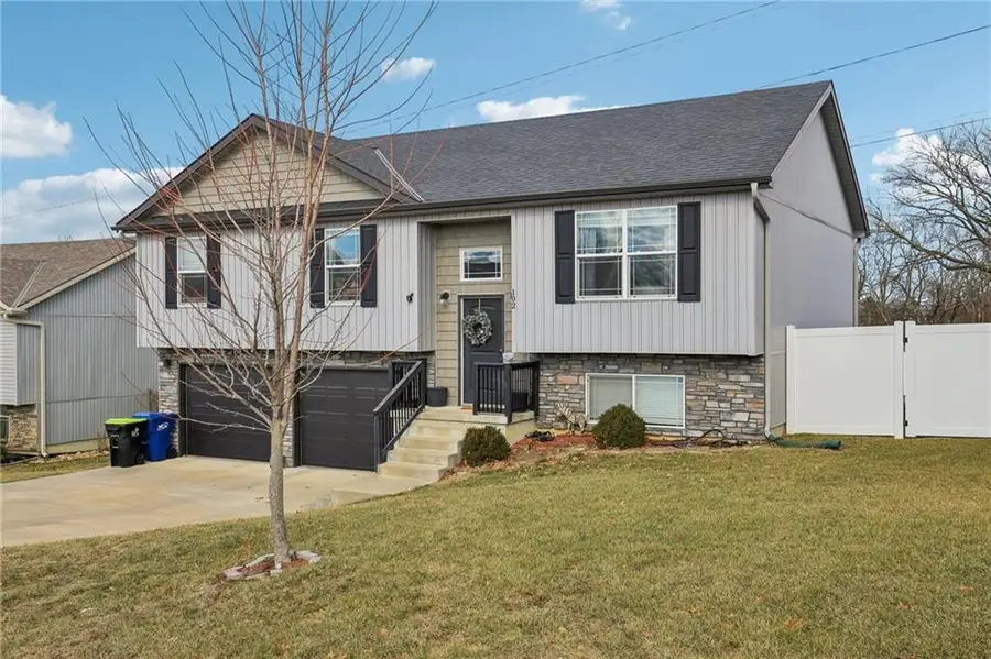 102 Division Street, Knob Noster, MO 65336 - Image #2