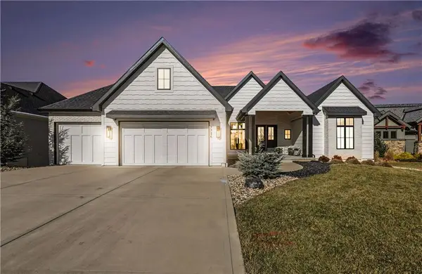 7736 N Donnelly Avenue, Kansas City, MO 64158