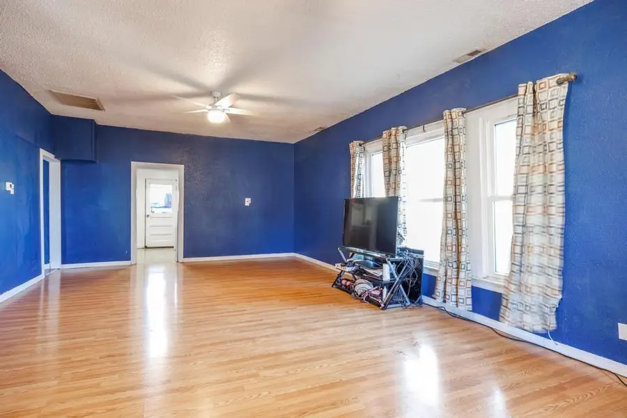 224 S Lowman Street, Fort Scott, KS 66701 - Image #3