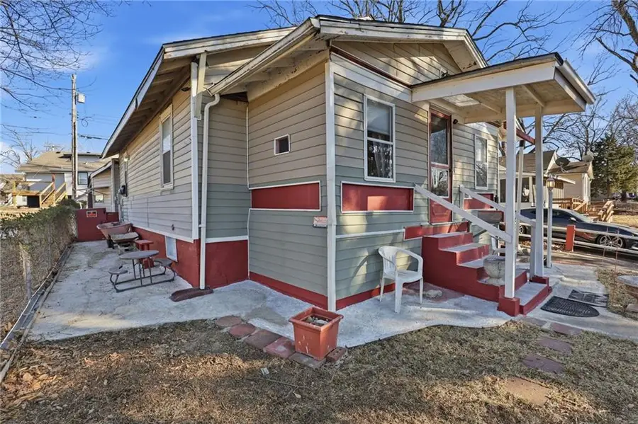 803 S Cedar Avenue, Independence, MO 64053 - Image #2