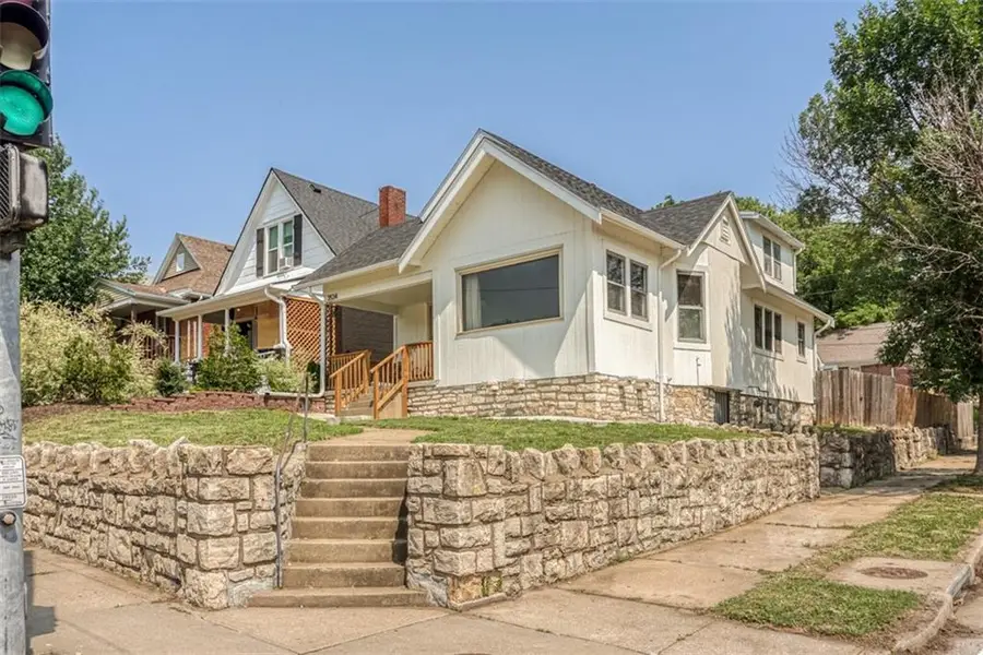 3534 Saint John Avenue, Kansas City, MO 64123 - #2