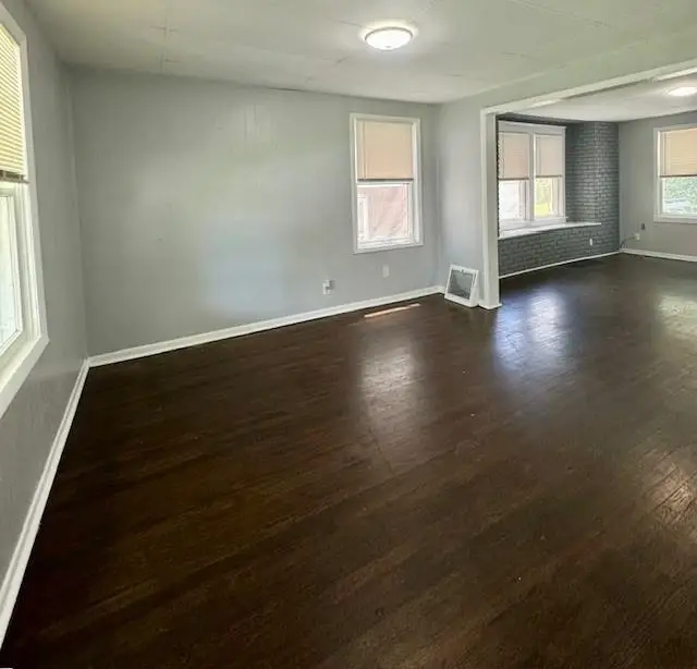 504 Denver Avenue, Kansas City, MO 64124 - Image #3