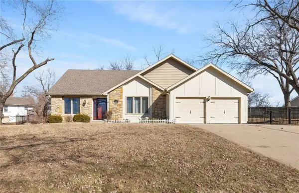 6525 Pflumm Road, Shawnee, KS 66216