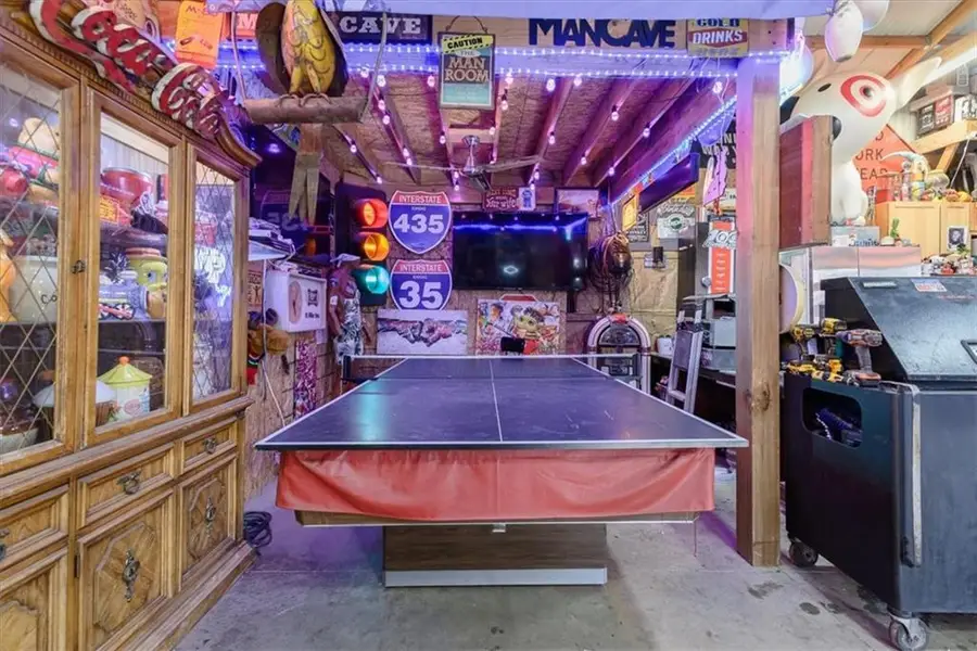 622 Church Street, Tonganoxie, KS 66086 - Image #2