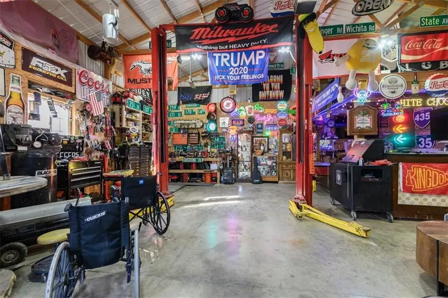 622 Church Street, Tonganoxie, KS 66086 - Image #3