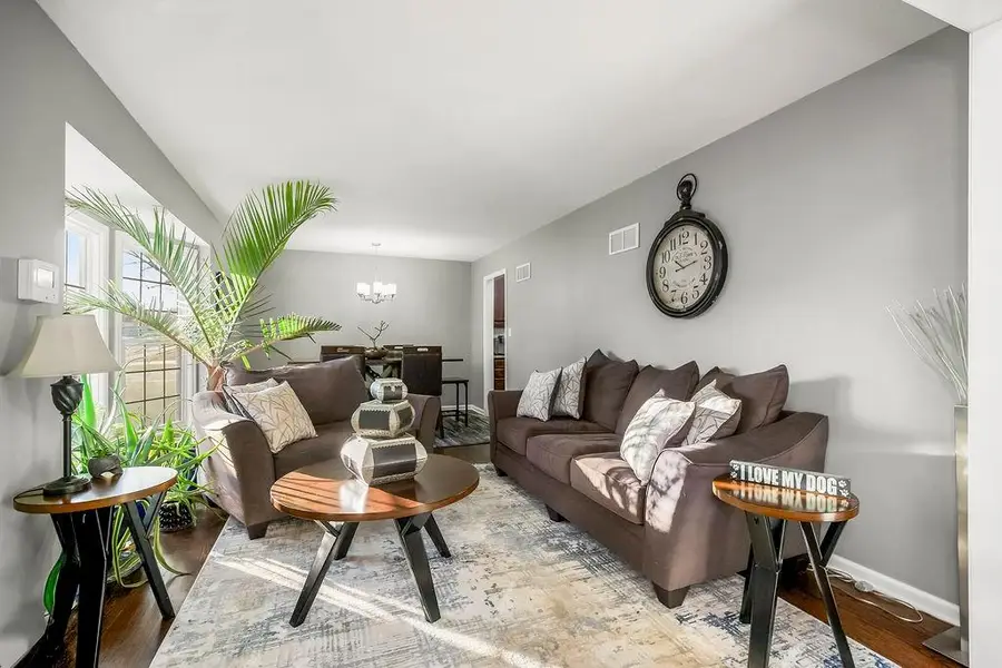 1700 NE 68th Terrace, Gladstone, MO 64118 - Image #3