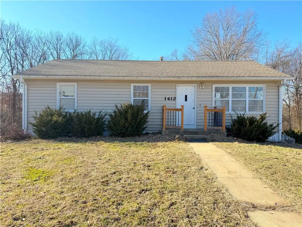 1412 Ridgeway Drive, Richmond, MO 64085 - Image #1