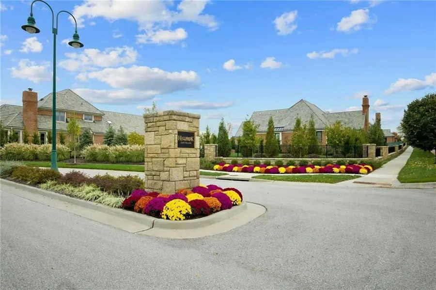 11417 Cambridge Road, Leawood, KS 66211 - #3