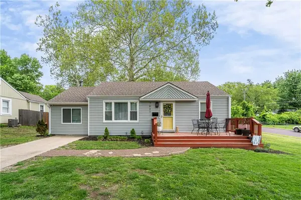 7637 Conser Street, Overland Park, KS 66204