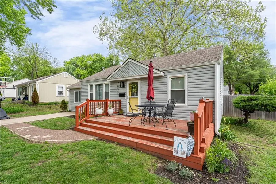 7637 Conser Street, Overland Park, KS 66204 - #3