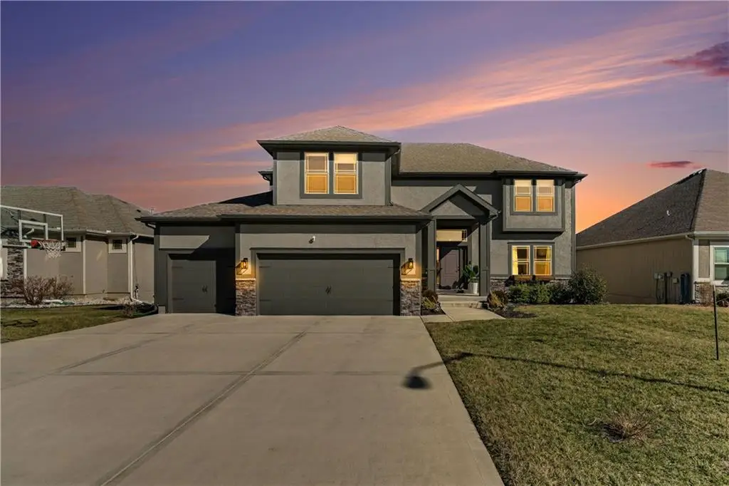 9111 N Cleveland Avenue, Kansas City, MO 64156 - #1