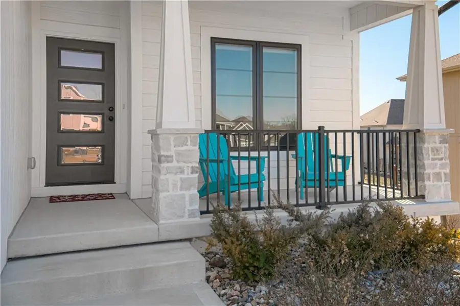 1829 Green Meadow Drive, Liberty, MO 64068 - Image #3