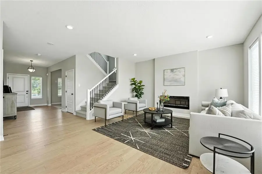 19513 Barstow Street, Spring Hill, KS 66083 - Image #2