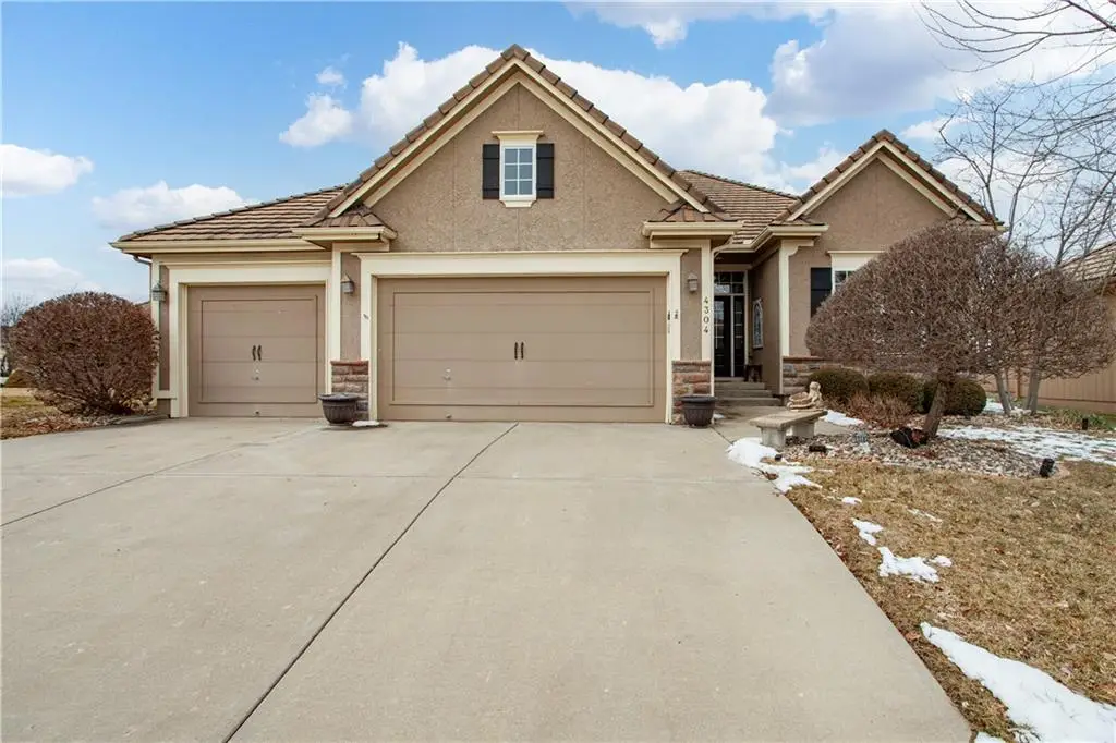 4304 NE Park Springs Drive, Lees Summit, MO 64064 - #1