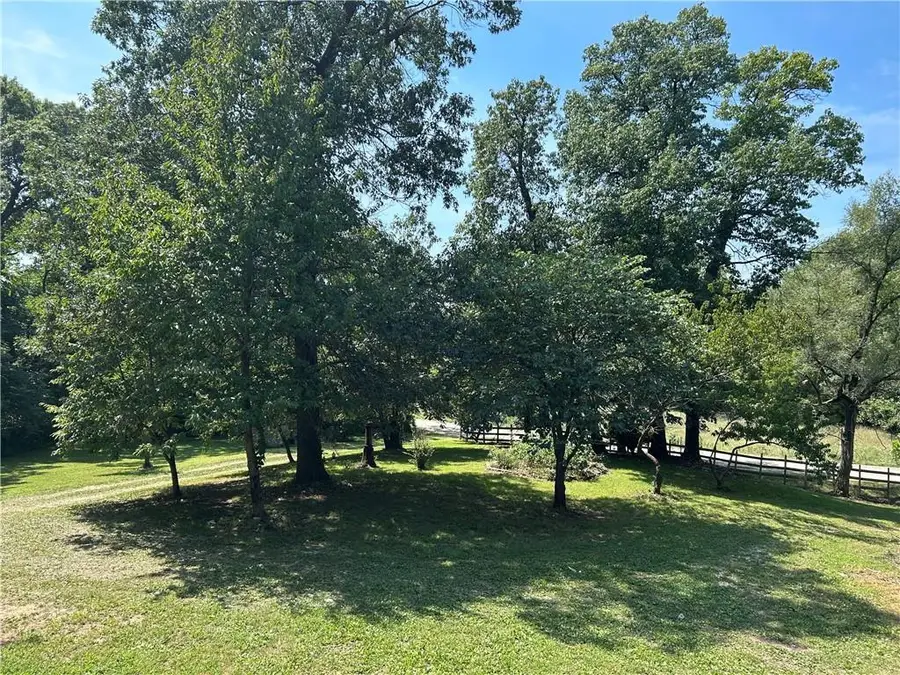 28846 251st Street, Easton, KS 66020 - Image #2