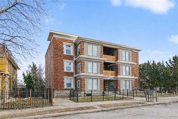 3227 Central Street, Kansas City, MO 64111