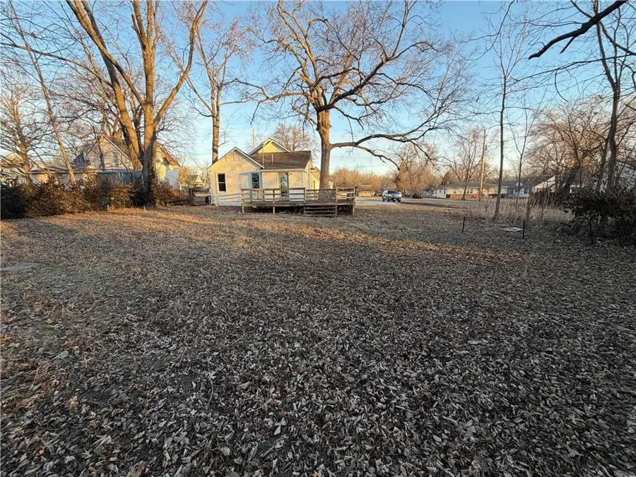 409 W Ohio Street, Butler, MO 64730 - Image #2