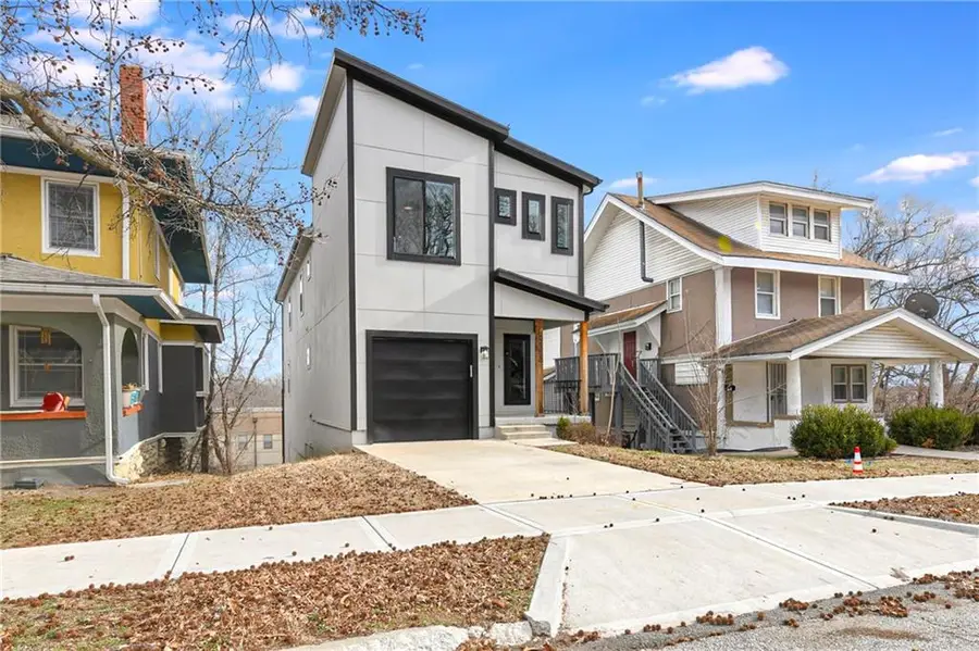 4133 Virginia Avenue, Kansas City, MO 64110 - Image #2