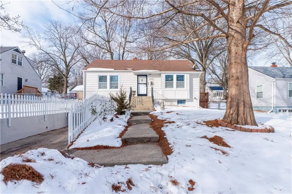 3310 S Maywood Avenue, Independence, MO 64052 - #1